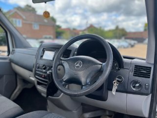/photos/12598/d69bf193-13ee-411a-b521-9f4d942df2ef_i320x240.jpg